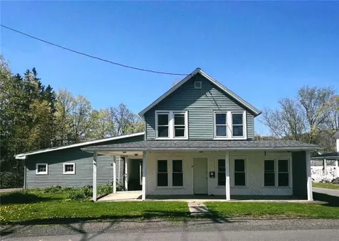 17 Burton St, Walton, NY 13856