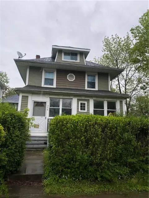 246 Greeley St, Rochester, NY 14609