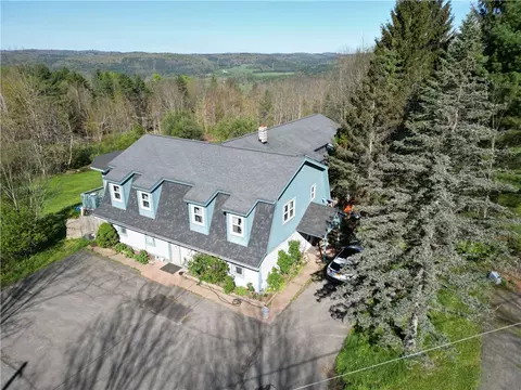 697 Winney Hill Rd, Oneonta, NY 13820