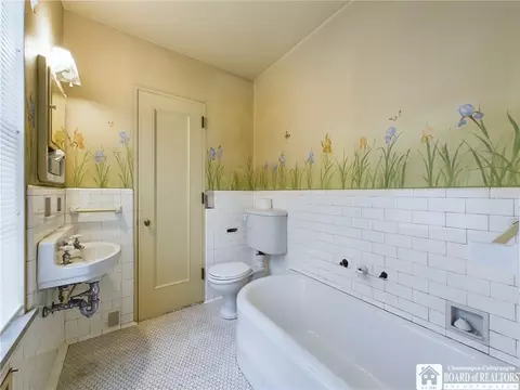 Bath - 717 W Henley St, Olean, NY 14760 photo 4 of 6