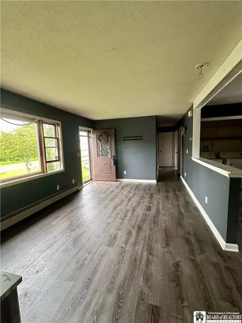 Living - 538 Erie St, Olean, NY 14760 photo 2 of 3