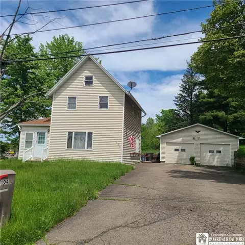 104 Brad St, Jamestown, NY 14701