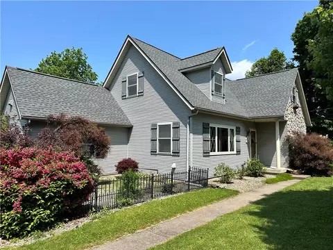 38 West Ave, Livonia, NY 14487