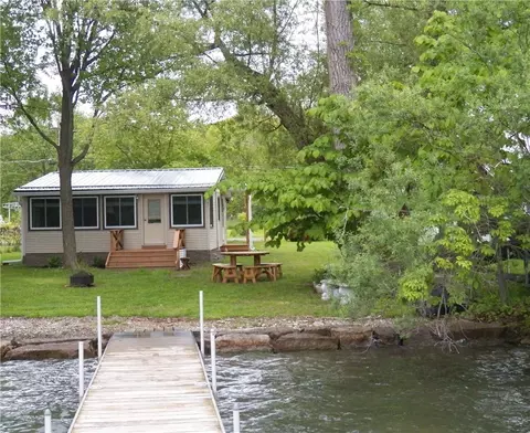 5382 Burns Pt, Richmond, NY 14471