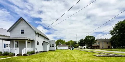 113 1st St, Shinglehouse, PA 16748