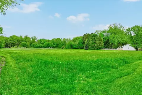 000 Shoemaker Rd, Webster, NY 14580 photo 12