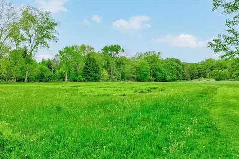 000 Shoemaker Rd, Webster, NY 14580 photo 13
