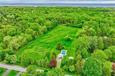 000 Shoemaker Rd, Webster, NY 14580 photo 7