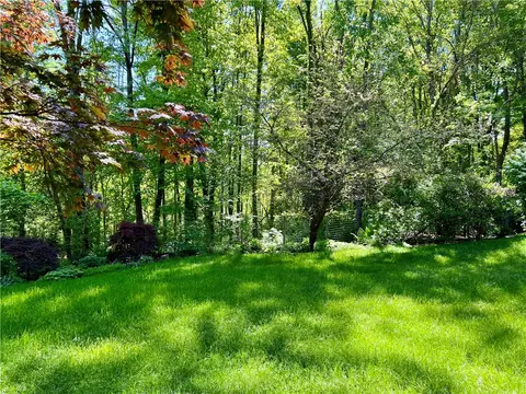 73 Hickory Rd, Ithaca, NY 14850 photo 9