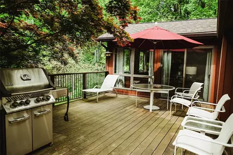 73 Hickory Rd, Ithaca, NY 14850 photo 15