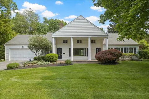 34 Charmwood Rd, Pittsford, NY 14534