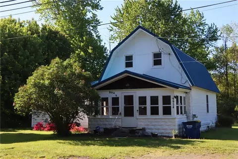 9954 Lummisville Rd, Huron, NY 14590