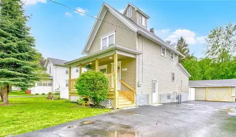 6315 State Route 21 Ave, Williamson, NY 14589