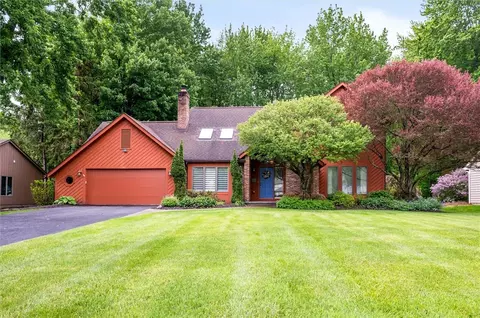 41 Pond Valley Cir, Penfield, NY 14526