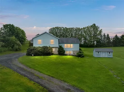 3470 Stevens Rd, Brutus, NY 13166