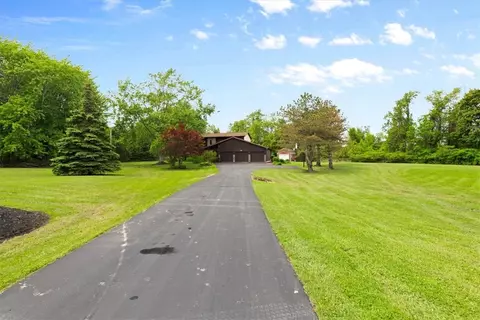 998 State Rd, Webster, NY 14580 photo 2