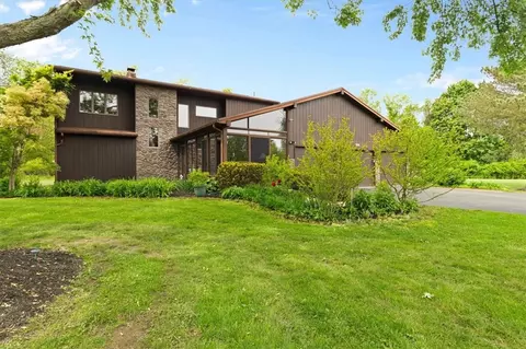 998 State Rd, Webster, NY 14580 photo 3