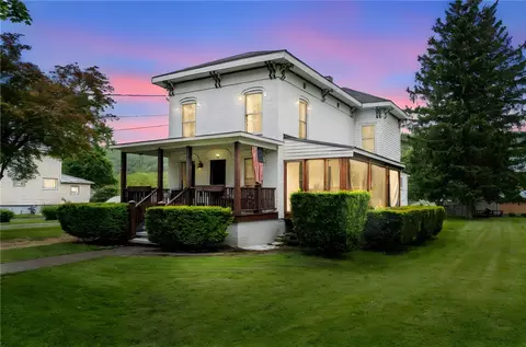 50 Grove St, Moravia, NY 13118