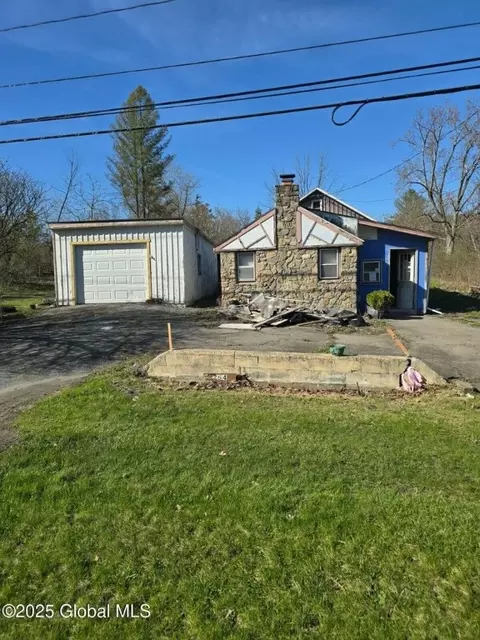 264 State Highway 5s, Florida, NY 12137