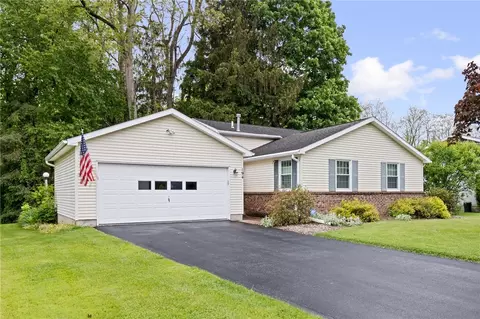 194 Citation Dr, Henrietta, NY 14467