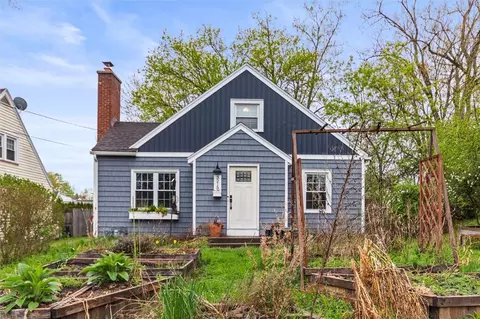 3215 E River Rd, Rochester, NY 14623