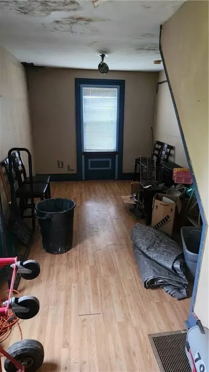 Entry Way - 7978 Tuttle Rd, Prattsburgh, NY 14873 photo 2 of 4