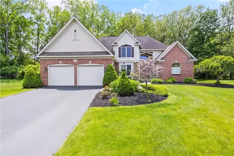1127 Canopy Trl, Webster, NY 14580