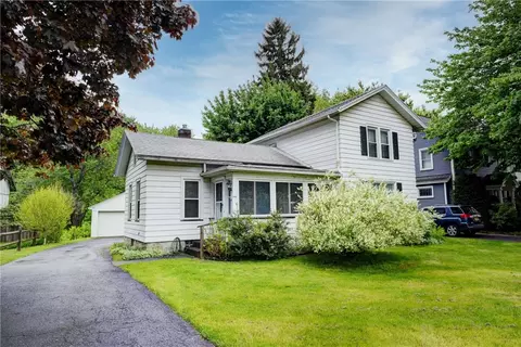 1453 Ridge Rd, Webster, NY 14580