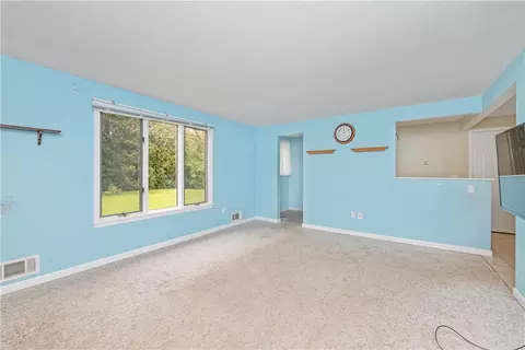 Living - 33 Wayne Dr, Greece, NY 14626 photo 6 of 7