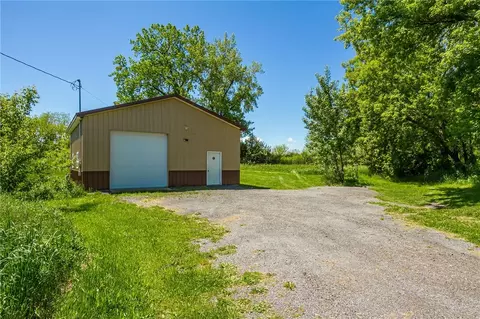 2520 Andrews Rd, Canandaigua Town, NY 14424