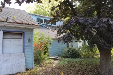 1838 Davis Rd, Aurora, NY 14170