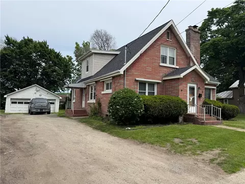 94 Franklin St, North Dansville, NY 14437