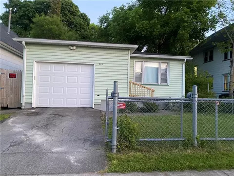 245 Weaver St, Rochester, NY 14621