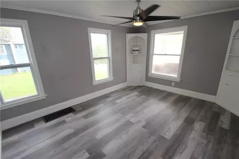 Living - 569 Washington Ave, Irondequoit, NY 14617 photo 2 of 3