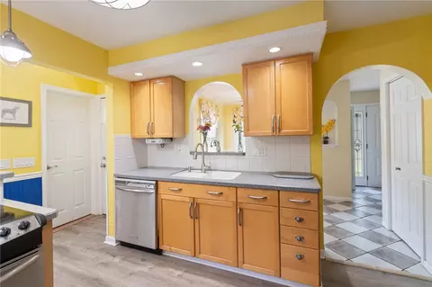 Kitchen - 89 Deville Dr, Greece, NY 14612 photo 3 of 4