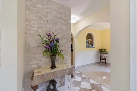 Entry Way - 89 Deville Dr, Greece, NY 14612 photo 3 of 5