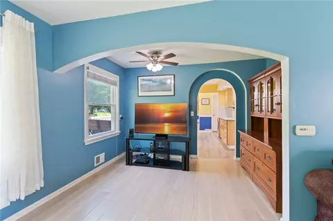 Entry Way - 89 Deville Dr, Greece, NY 14612 photo 4 of 5
