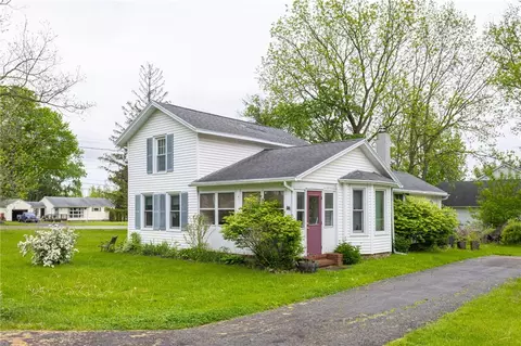 17 College Ave, Rochester, NY 14612