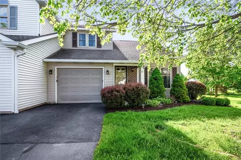 15 Harvest Hl, Chili, NY 14624