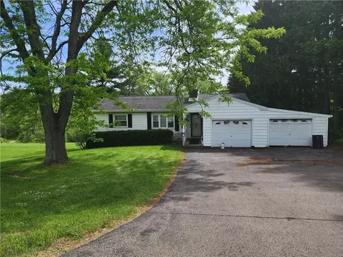 7650 Grant Avenue Rd, Sennett, NY 13021