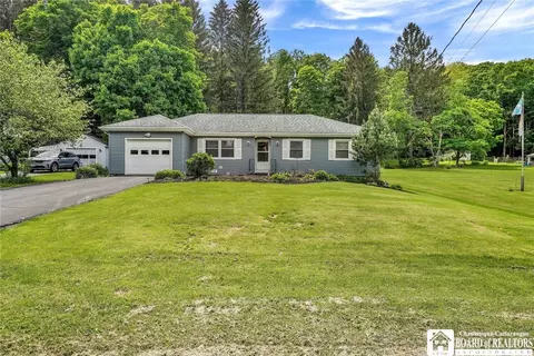 177 Wyoming St, Warsaw, NY 14569