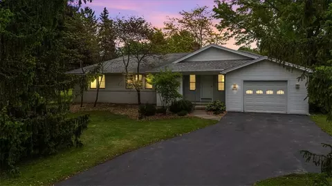 6028 Walworth Rd, Ontario, NY 14519