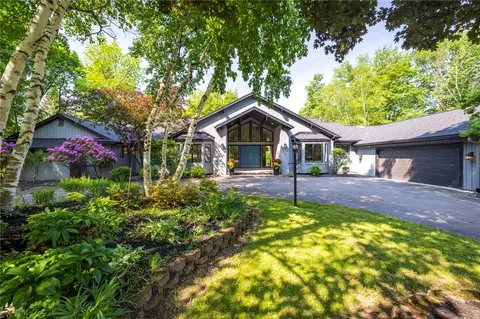 2717 Clover St, Pittsford, NY 14534