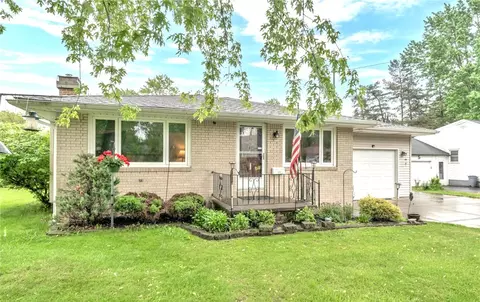 393 Bauman Rd, Amherst, NY 14221