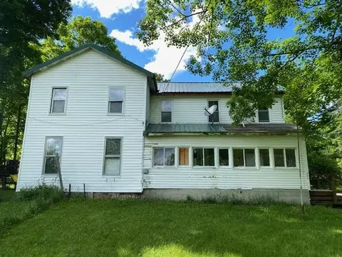 384 N Almond Valley Rd, Almond, NY 14804