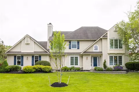 1 Feathery Cir, Perinton, NY 14526