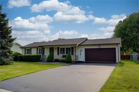 94 Bru Mar Dr, Gates, NY 14606