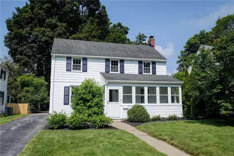 55 Laconia Pkwy, Rochester, NY 14618