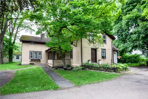 1664 Chili Ave, Gates, NY 14624