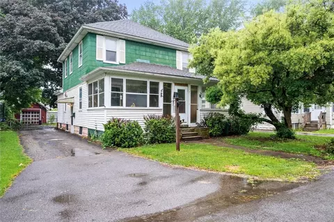 327 Peart Ave, Irondequoit, NY 14622
